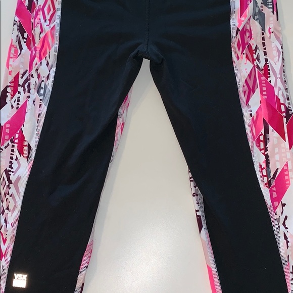 Victoria’s Secret Capri S - Picture 3 of 4